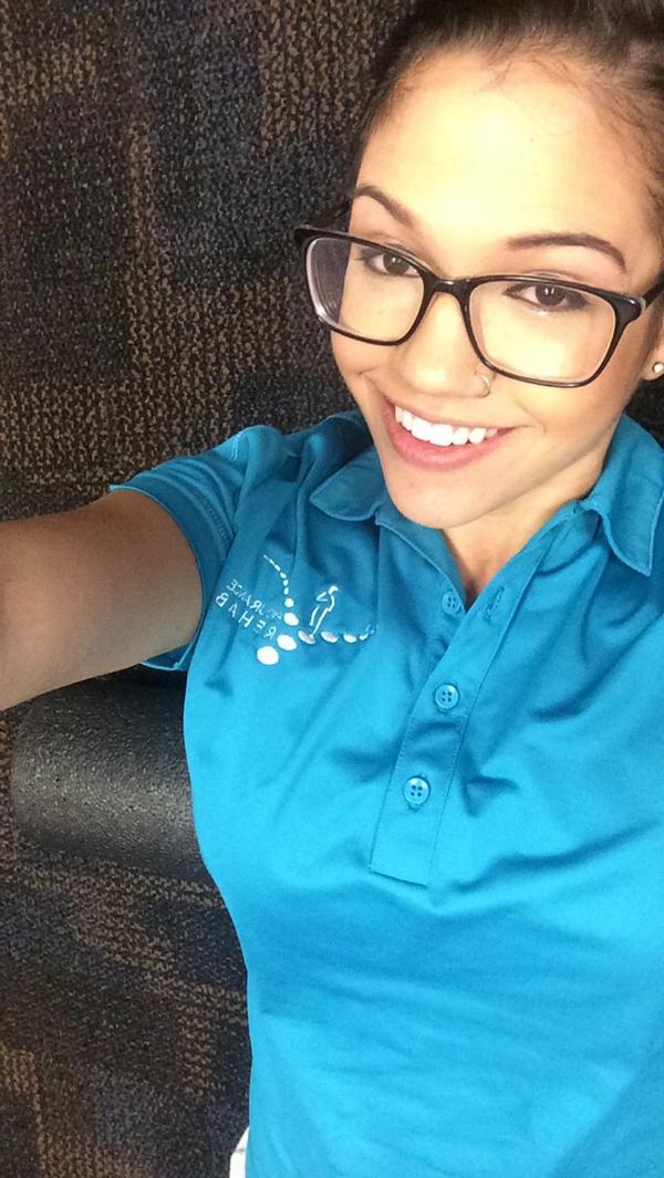 lanilikescandy's tweet photo. Foam rolling: at home, at the gym, sometimes a quickie at work. I like em big, black, and very firm. #meatheadprobz http://t.co/VEgxAYdG3G