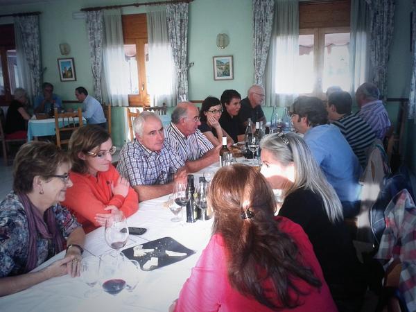 PorteEstop's tweet photo. Genial jornada #Slowfood a #Benabarre #Azafrán @quesosbenabarre #RtArp @josep_pamies
@SlowRibagorza @hotelcasadelrio http://t.co/bk0hinjsvr