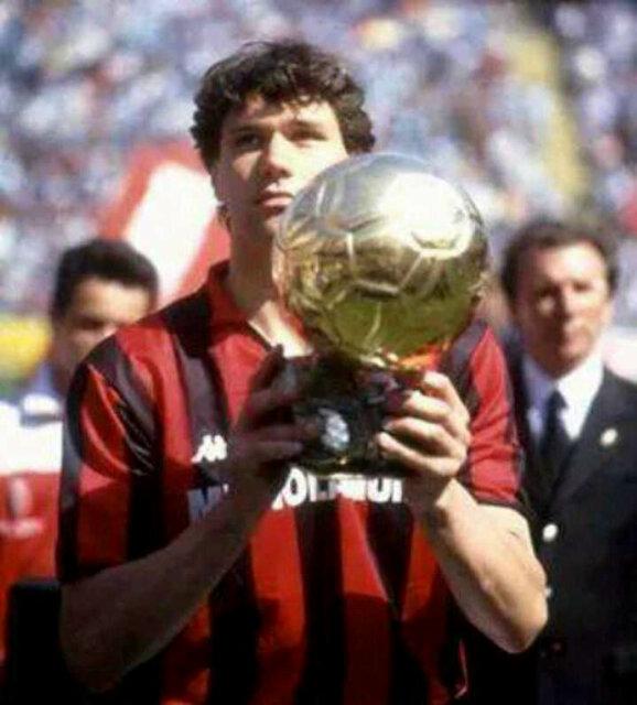 Happy Birthday MARCO VAN BASTEN yg berulang tahun ke-50 