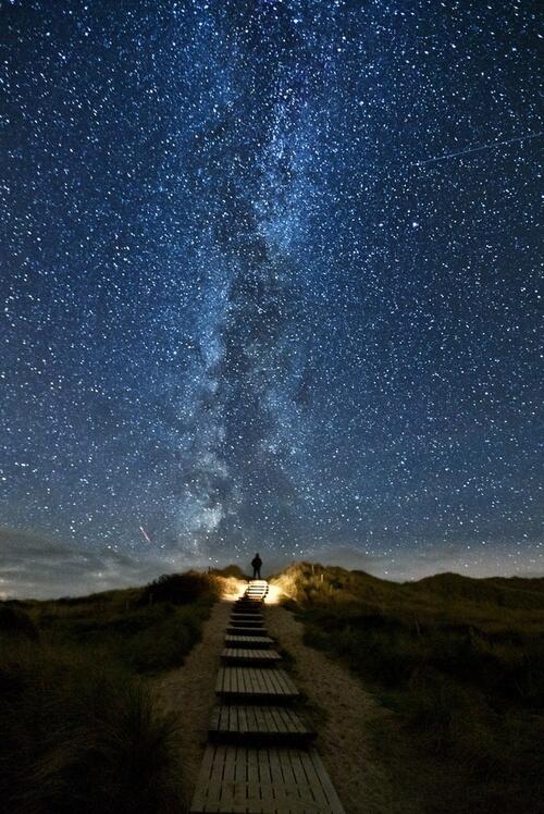 rybotics's tweet photo. Ireland where every 2 years, the stars line up with this trail in mid June. It's called the 'Heaven's Trail'. http://t.co/h5Q3G9AFRO