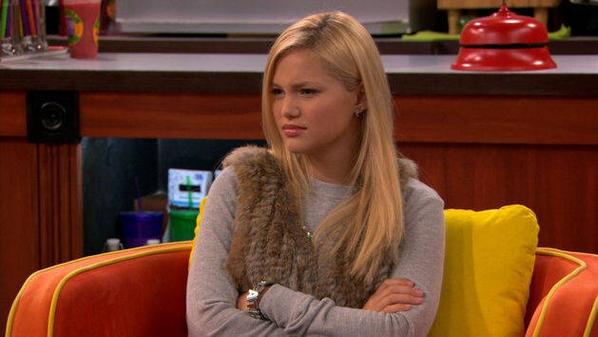 Me when I see <a href="/huntedavenport/">Hunter Davenport</a> "talking" to other "people" ... Grrr... Back off! He is my bestie!! -pouts