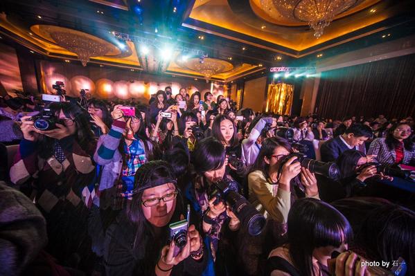 magicdaly's tweet photo. Mango Show in Beijing! http://t.co/FCPehv7PuG