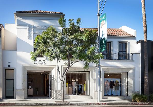COS opens its first US store: wmag.co/1zkvaoQ