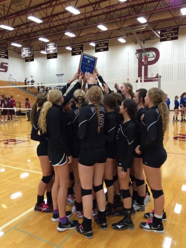 PLHS_Volleyball's tweet photo. Varsity gets the win over Marian in 3 to win Metros #oneway http://t.co/qQkkbafvse