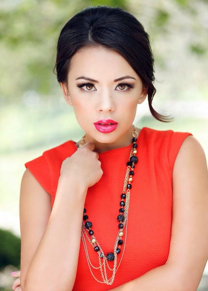 Happy birthday beautiful Janel Parrish  