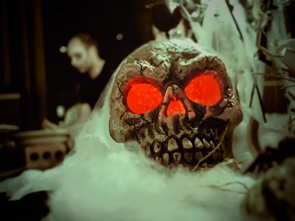 milomusing's tweet image. #orncreepy Had a great night in Ghostly Greenwich.