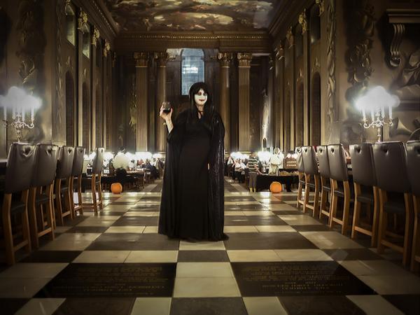 milomusing's tweet image. #orncreepy Had a great night in Ghostly Greenwich.