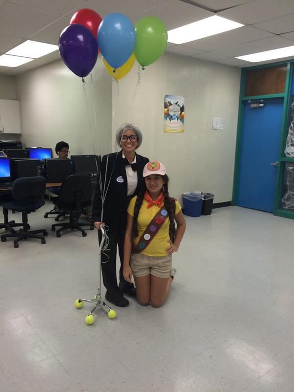 gabbiiimarie's tweet photo. @hhhsyearbook http://t.co/TeFbqaP8Hq