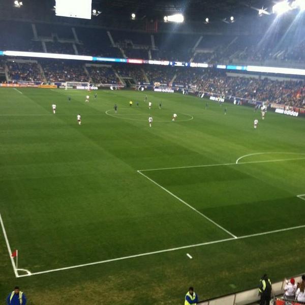 Empty Seats Galore tweet media
