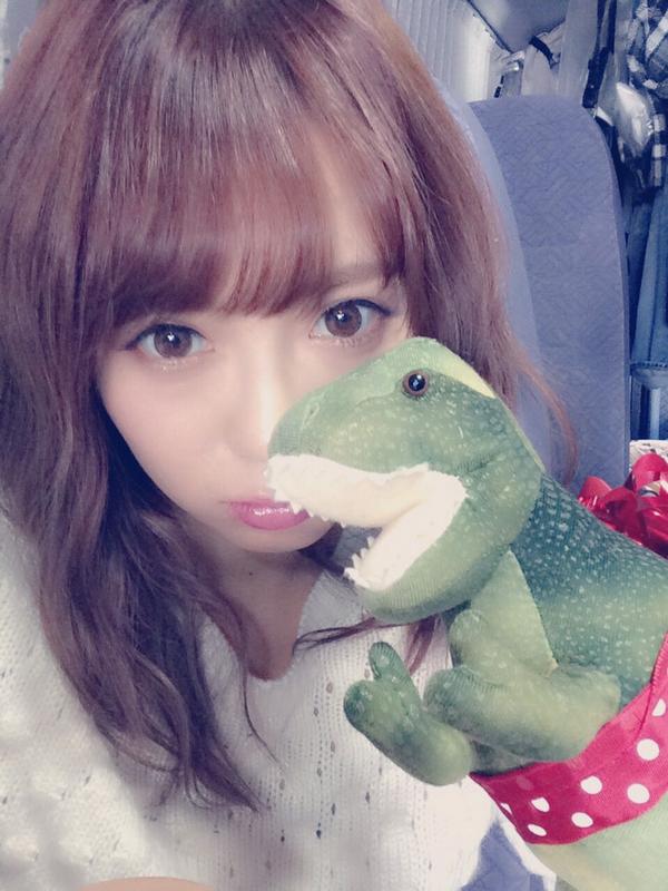 鈴木あや 昔から自分で思うんだけど 本当にあやって恐竜みたいな顔してると思うんです 恐竜 恐竜に似てる自分 Http T Co P16ls2kij3