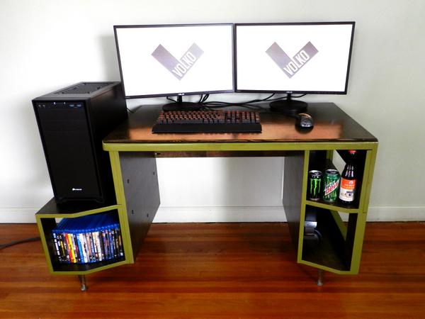 VolkoDesign's tweet image. Did we mention #VIKTERdesk is dual monitor friendly? Check out our updates to the campaign: kickstarter.com/projects/volko…