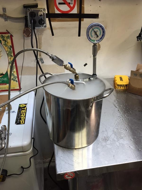 AbsoluteExtract's tweet image. IT'S LIKE SCIENCE, BIIITCH