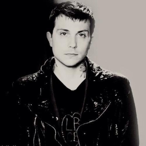 Happy birthday Frank Iero. 