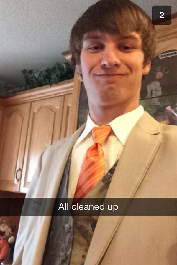 ChasePhillips13's tweet photo. @T_Peterson6 @CrayCrayTayy @TheRealMandoSis @thisbelyss http://t.co/MA5W0nLeov
