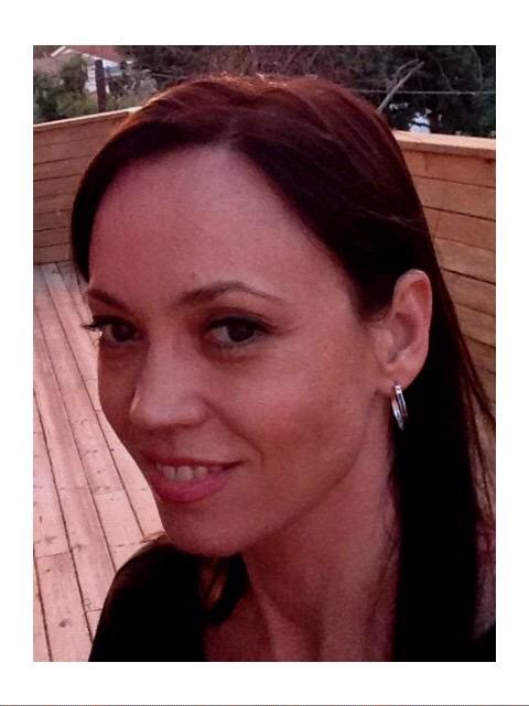 gwenmedia's tweet image. Thankful for the ability to accessorize with a few more jewels for my ears.