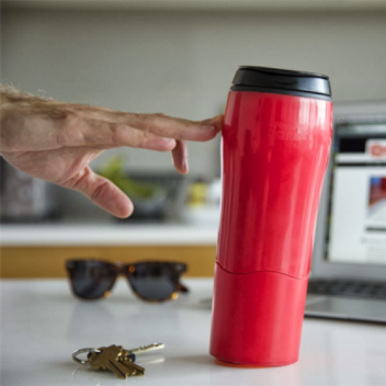aulivecom's tweet photo. Last month's most popular #innovation on @MoreInspiration was the Mug That Won’t Tip Over http://t.co/cp6UJ4dJpn http://t.co/HWSWKDDLA2