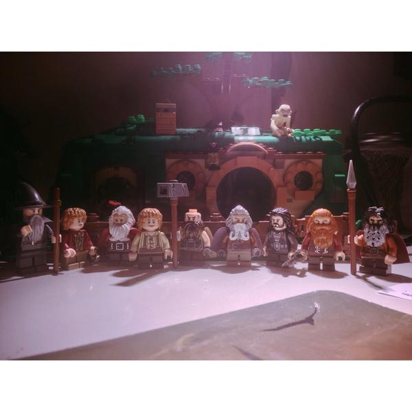 varricsbianca's tweet photo. #HobbitFanContest #hobbitcontestwinner Who shall I take with me? @FlyAirNZ @grahammctavish @IanMcKellen @RCArmitage http://t.co/cN3ONUIiQC