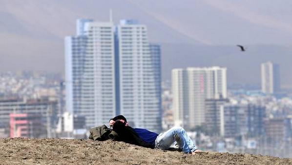 24HorasTVN's tweet image. No pases una vergüenza: conoce la razón de por qué es feriado el 31 de octubre → bit.ly/1wgZmyW