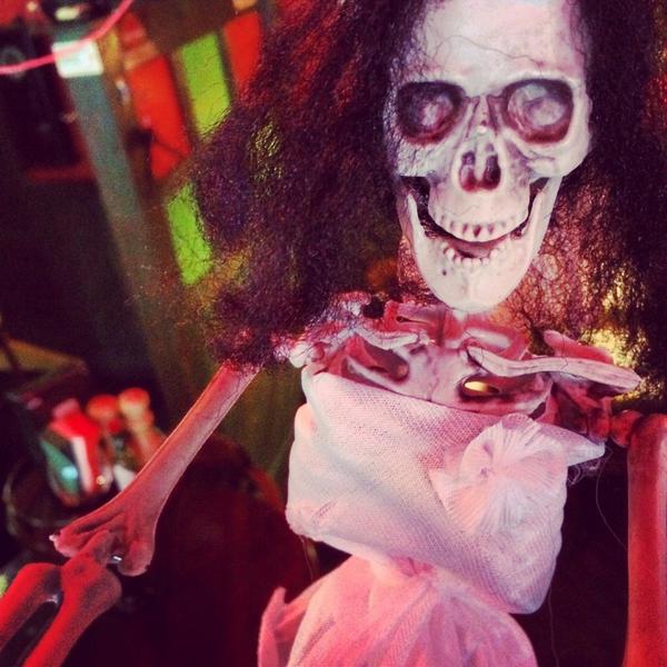 К Хэллоуину готовы!!💀🎃 Cобираемся в родном <a href="/CleverPub/">CleverPub_Akadem</a> !👻