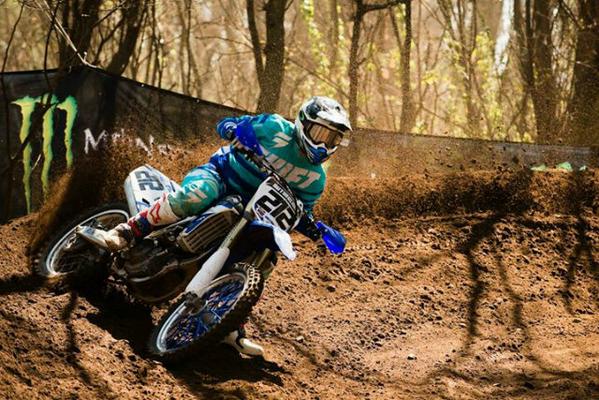 missinglink_ind's tweet photo. Wishing our K.O.D Team rider @WILLSTAR212  all the best for @SX_Africa practice 2day. Keep it clean #yellowshine http://t.co/54yWYkQ5rc