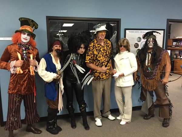 Yvonne_BG's tweet photo. #HappyHalloween from @MyBlueGrace #BooGrace2014 @Juan1_BG @Jacquie_BG @SamQuitsch_BG @Joeld21_BG @RyanM_BG http://t.co/iPQJIwYqux