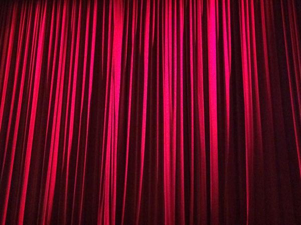 tobyruckert's tweet photo. Amazing performance by the Stuttgart Ballet in #Singapore tonight. #4D #live thanks S-One for making this happen! http://t.co/PqSGloN2hi