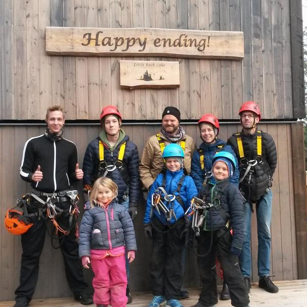 Två bilder från dagens zipline tur #zipline #äventyr #adrenalin #littlerocklake #swedenzipline