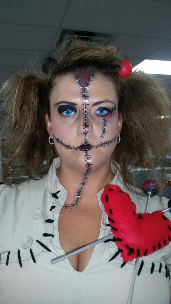 MyBlueGrace's tweet photo. RT @JDodson_BG: @Karilyn_BG I love it! #BooGrace14 http://t.co/9HEJbqg70f