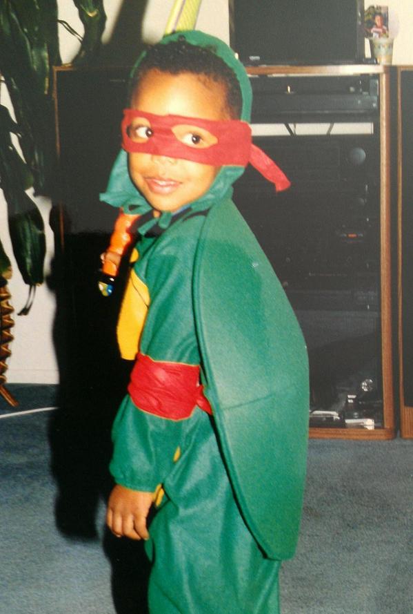 New England Patriots On Twitter Patriots Players Check In W Their Favorite Halloween Candy Costumes Scary Movies Http T Co Hgqliqtdzy Http T Co Zd0jl1s3ma