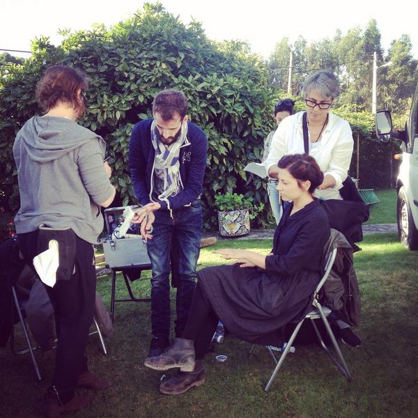 manuela_velles's tweet image. Vamos equipo!!! A rodar!! 🎥 @MarianAlvarezWB @simoncasal #LobosSucios @paulaconsvarela #Galicia