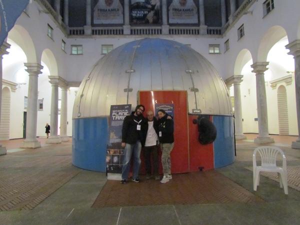 sofosaps's tweet photo. @Mettiufloyd Davide e Vale http://t.co/3FuMI3hdco