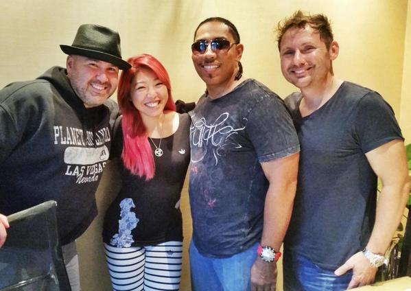 mixdotmy's tweet photo. @linoralow just spoke with @TheColorMeBadd who r rocking #RetrofestAsia 2mrw! Watch out for the interview! http://t.co/1gOR1sp5VR