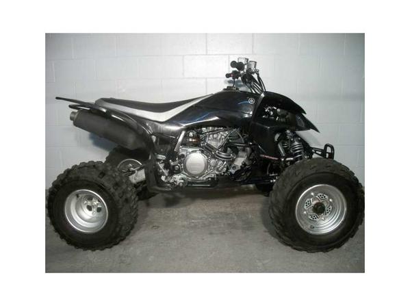 UsedATVMarket's tweet photo. Details of Used 2013 #Yamaha Yfz450r #Four_Wheeler_ATV in Sandusky, MI, USA @ http://t.co/rTpQleLYtO http://t.co/U4Em0HmdWn