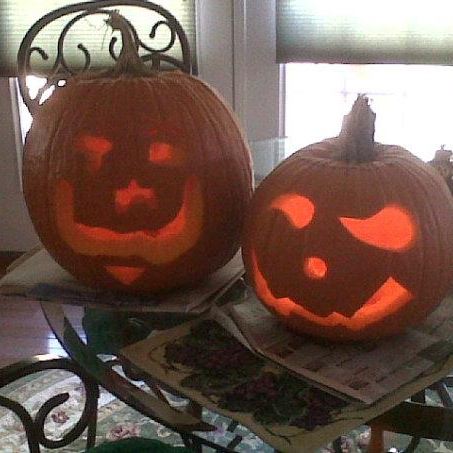Kris_Mendenhall's tweet image. '#FF #HappyHalloween @PayNews #payroll #tax #compliance 3rd qtr payroll tax filings done - thanks @MasterTax