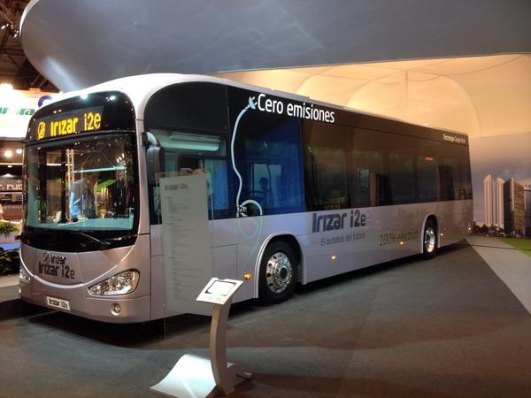 AutoFmRadio's tweet photo. Irizar esta presente con el "autobus del futuro" en #fiaa2014 celebrada en @feriademadrid http://t.co/Kswrud7AXW