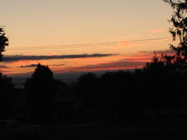 MsSlott's tweet photo. One of the many things I love about morning workout! http://t.co/rF6ZHYpShY