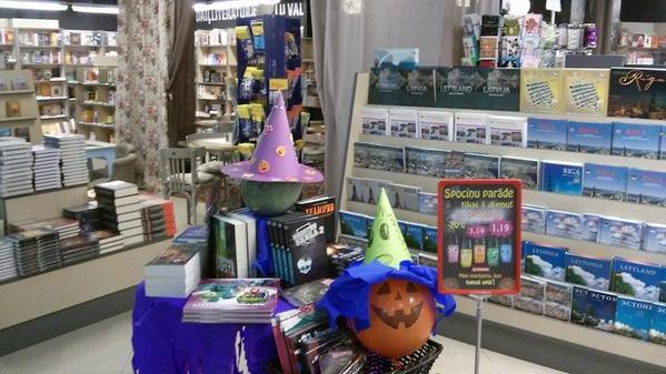 Būūū! Mums ir īpaši piedāvājumi par godu Helovīnam! Nāc un atrodi savu "briesmonīgo" piedāvājumu!