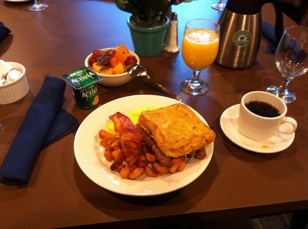 leffreader's tweet image. Завтрак туриста