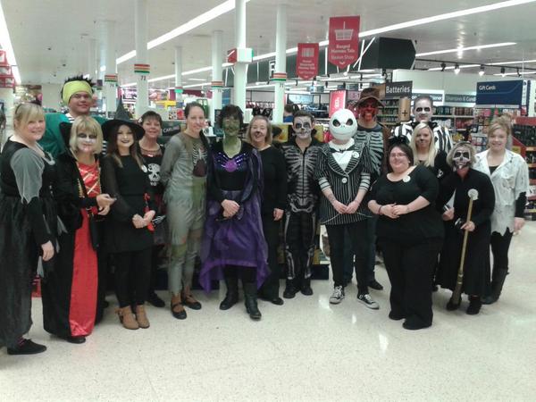 Daveypee1's tweet photo. Halloween at ebbw vale 2444 #funkyfriday @clivetesco @headcaseymike @beng0805 http://t.co/jDds0FpUJS