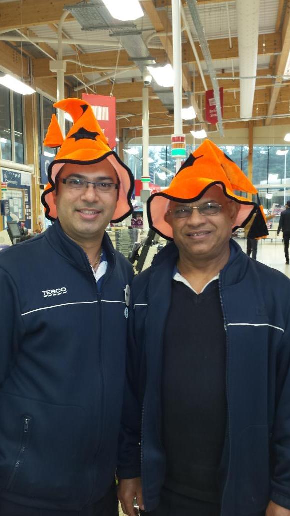 MallyR_93's tweet photo. Having fun at work for Halloween :) #Tesco6573 http://t.co/4cuCS7M8jV