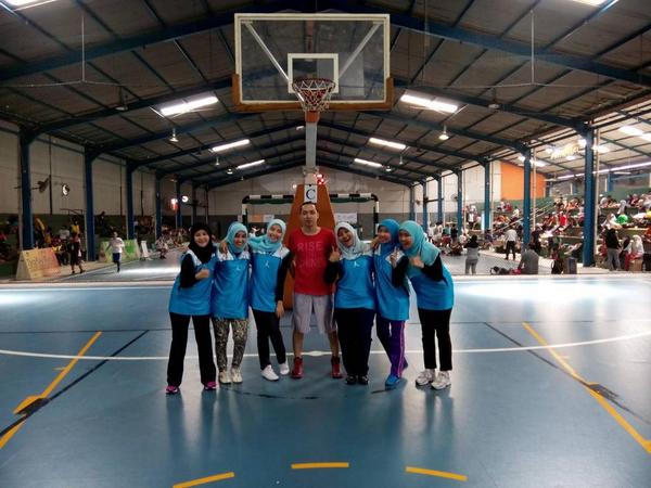zinga_lza's tweet photo. team gebok... http://t.co/bqJXr8z2zD