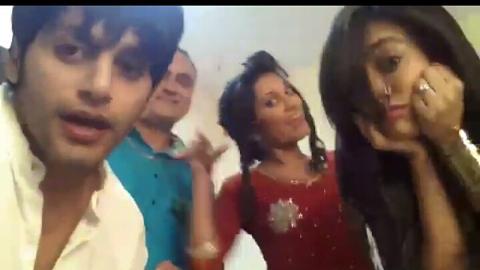 kvb_surbhi_fc's tweet photo. Mastiiiiiii on sets of #QuboolHai 
#SurbhiJyoti @RealKVB #khala #khalu... http://t.co/vGFKDg4jXt