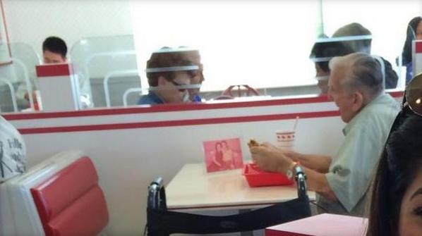 CBSMornings's tweet photo. Picture of California widower dining with photo of late wife goes viral: http://t.co/jBcseyqLM9 http://t.co/fHimvUFpiK