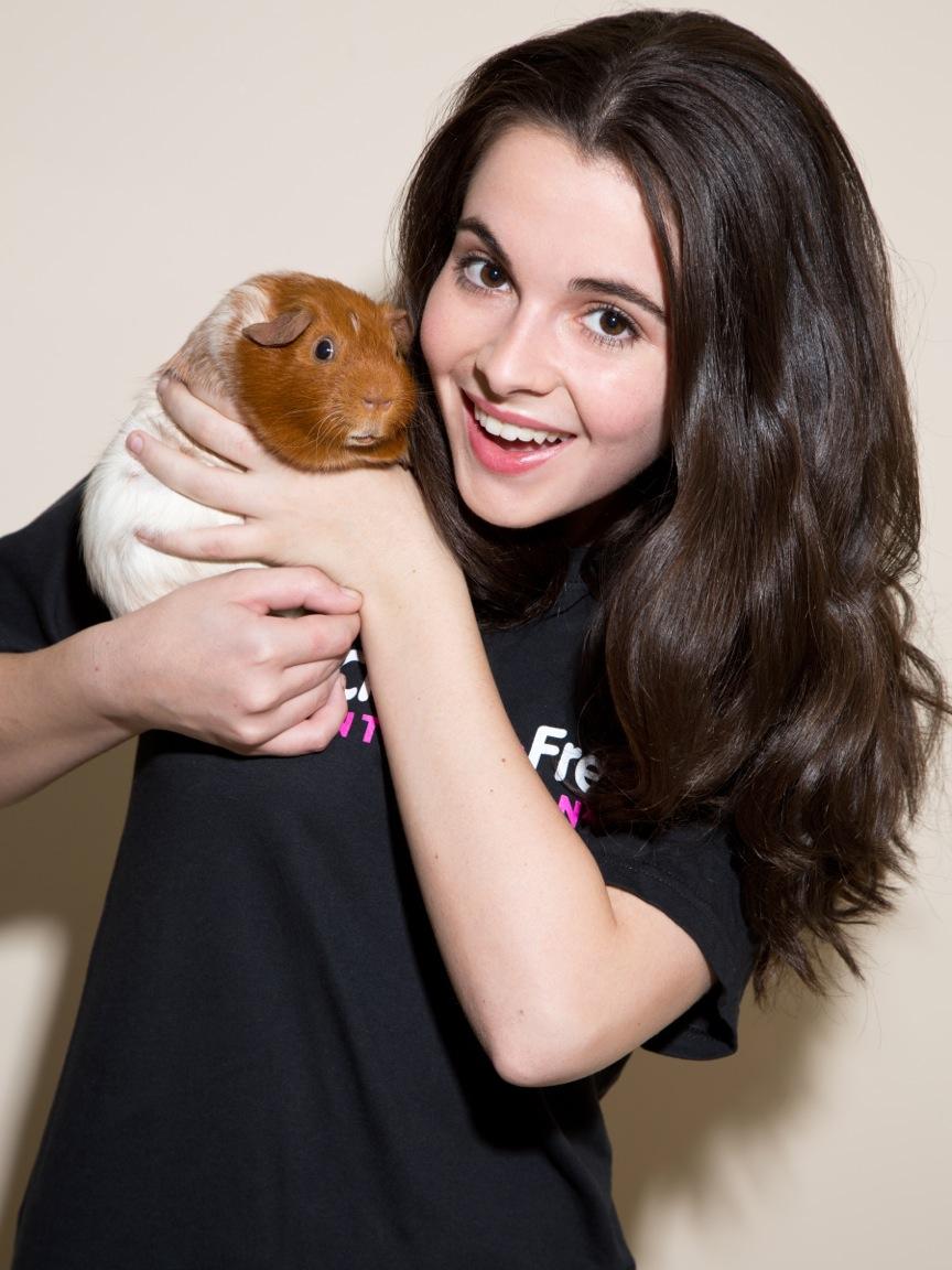 Happy birthday to the most lovely vanessa marano! maybe its time for you to make a message 