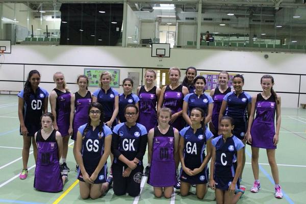 OakswayNetball's tweet photo. “@HugillRonny: Netball match in Dubai we won🏀 @OakswayNetball @DHCEDS http://t.co/PyrPEiXET3” doing the club proud x