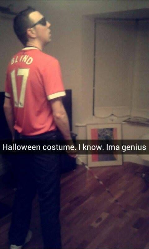 FootballFunnys's tweet photo. Halloween costume http://t.co/gZyAey4u35