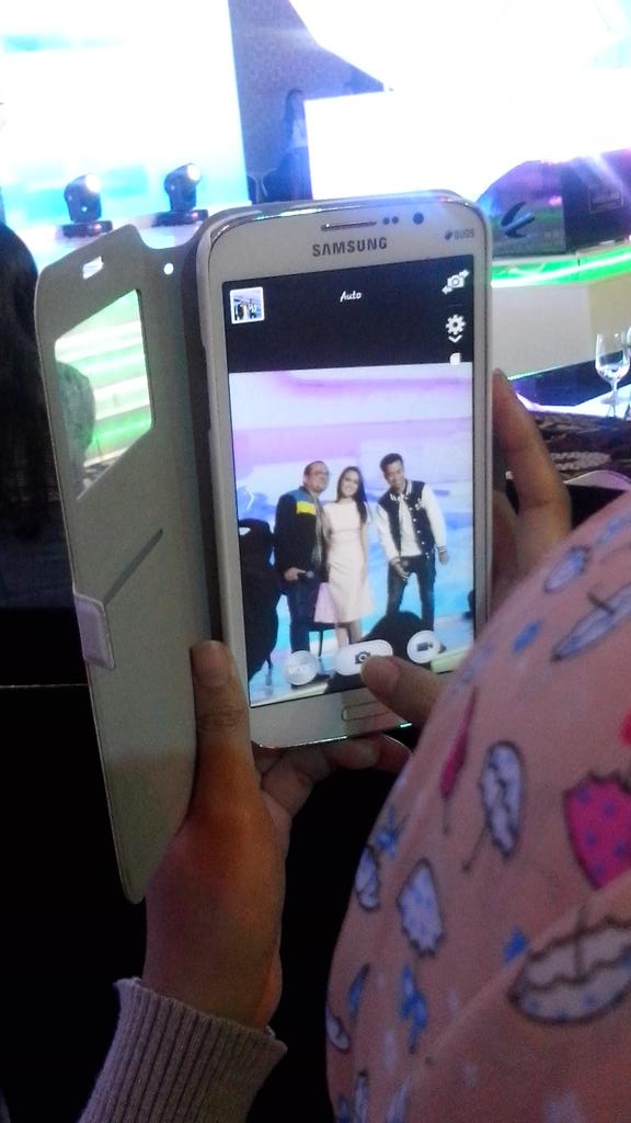 alvinadam's tweet photo. Kreatif RT @tiarkris: @alvinadam @Metro_TV JustAlvinMetroTv #IBX #IBX2014 http://t.co/VdNNIOgqy2