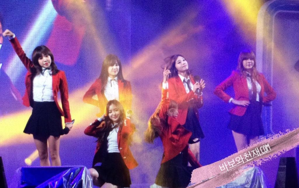 B1RzYlyCUAA-ZHd.jpg:large