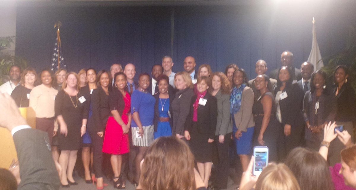 NewLeadersOrg's tweet photo. “I have yet to see a great school without a great principal.” —Sec. Duncan
@usedgov @Chattajill #prinmonth http://t.co/ne90smkxpB