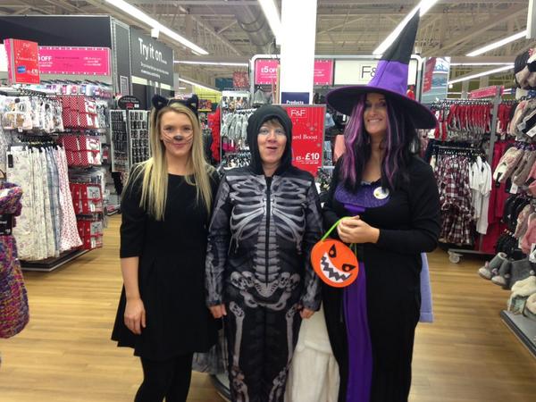 sarah davies tweet media